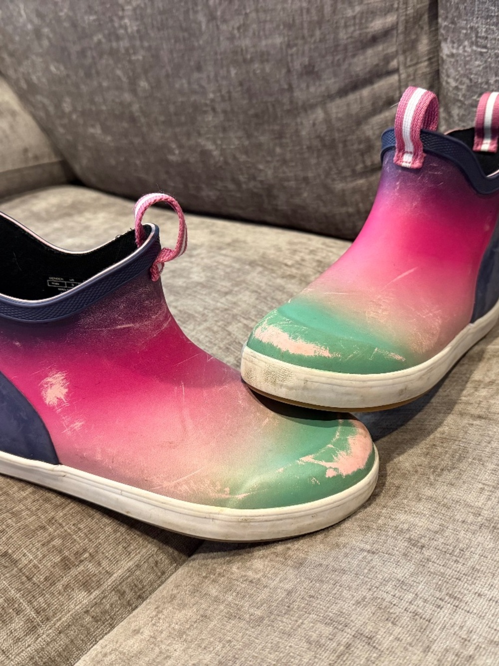 Girls Xtratuf boots size 3